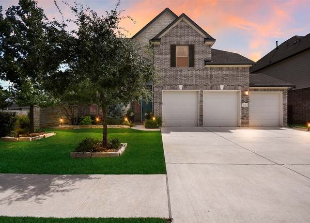 Property at 105 Potts St, Georgetown, TX 78628, 4 beds, 3.5 baths