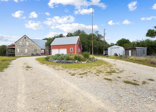 Property at 700 Camino De Rancho, Wimberley, TX 78676, 4 beds, 3 baths