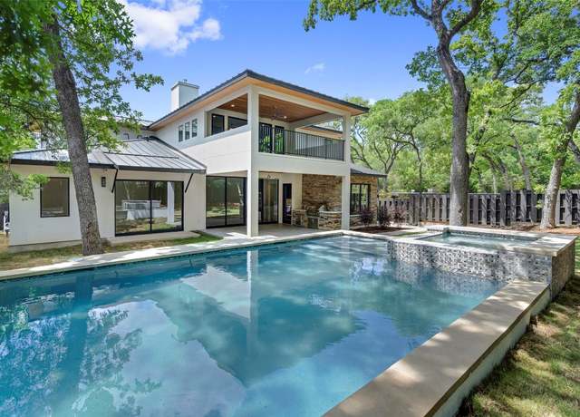 Property at 102 S Meadowlark St, Austin, TX 78734, 5 beds, 3.5 baths