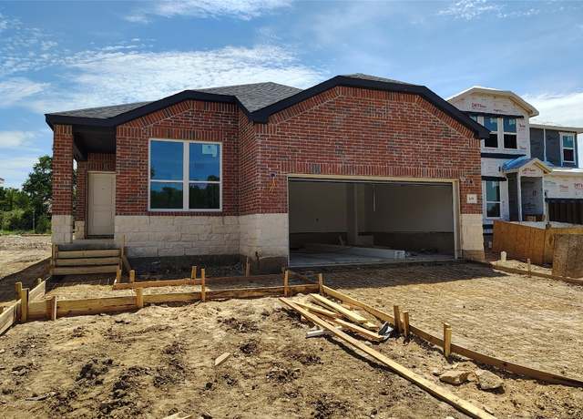 Property at 105 Adlai Ave, Georgetown, TX 78633, 4 beds, 2 baths
