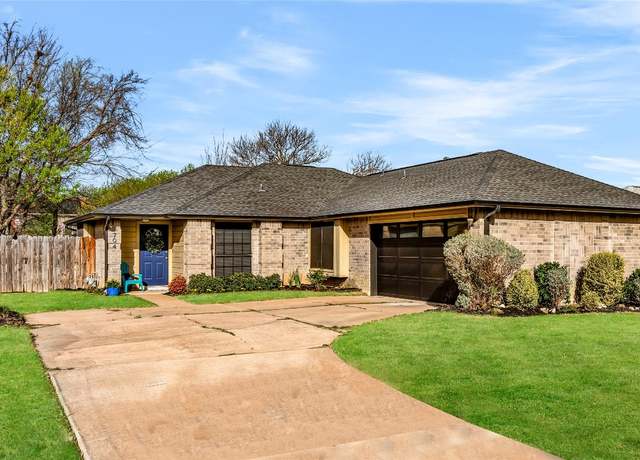 Property at 704 Firethorn Ln, Round Rock, TX 78664, 4 beds, 2 baths