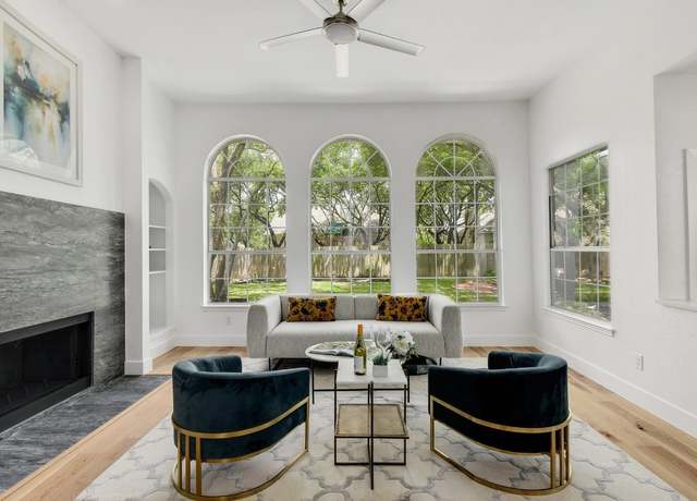 Property at 11930 Loomis Dr, Austin, TX 78738, 4 beds, 2.5 baths