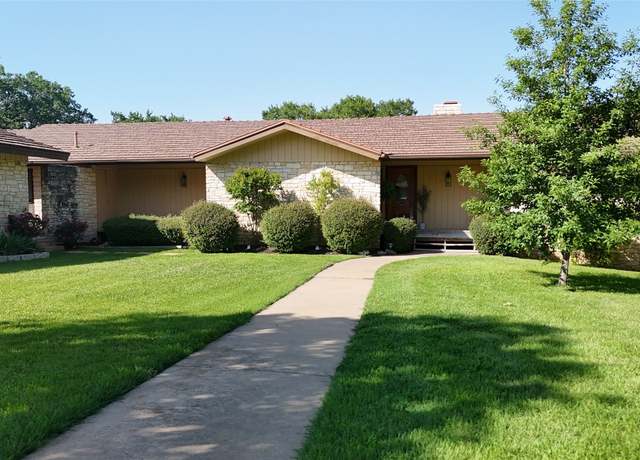 Property at 612 San Gabriel Overlook E, Georgetown, TX 78628, 3 beds, 3 baths