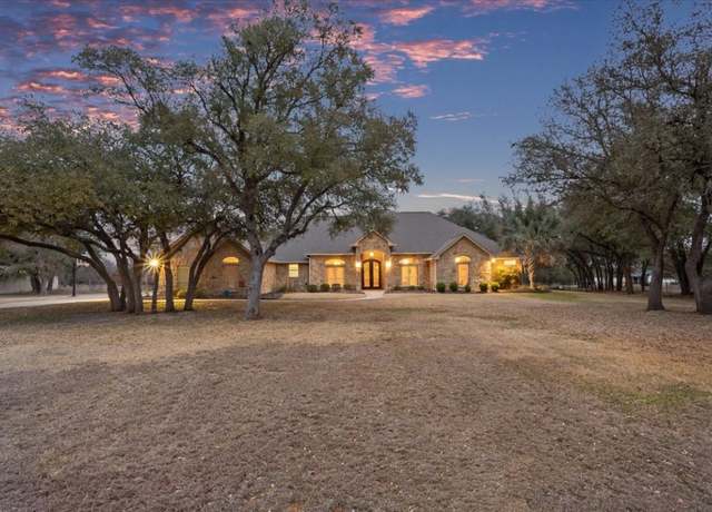 Property at 1403 Indian Pass, Salado, TX 76571, 4 beds, 3.5 baths