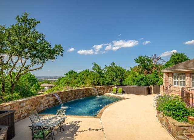 Property at 16015 Fontaine Ave, Austin, TX 78734, 4 beds, 5 baths