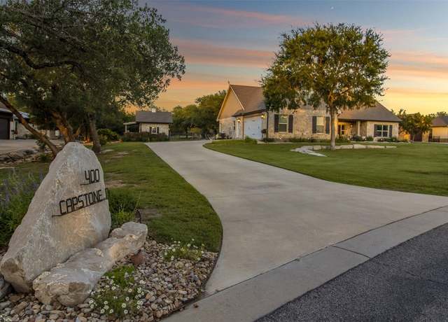 Property at 400 Capstone Dr, Marble Falls, TX 78654, 3 beds, 2.5 baths