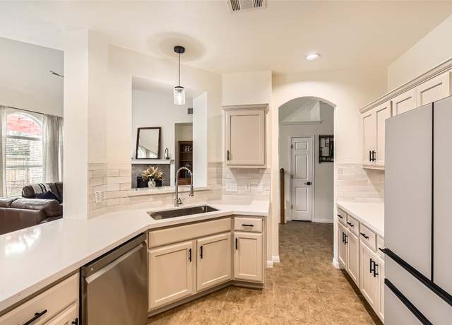 Property at 8623 Foggy Mountain Dr, Austin, TX 78736, 4 beds, 2.5 baths