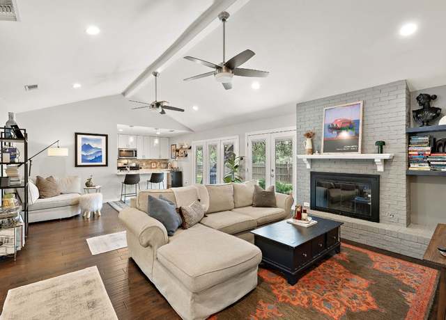 Property at 2101 Falcon Hill Dr, Austin, TX 78745, 3 beds, 2 baths