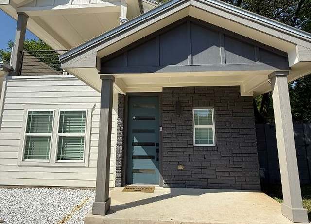 Property at 806 Philco Dr #2, Austin, TX 78745, 3 beds, 2.5 baths