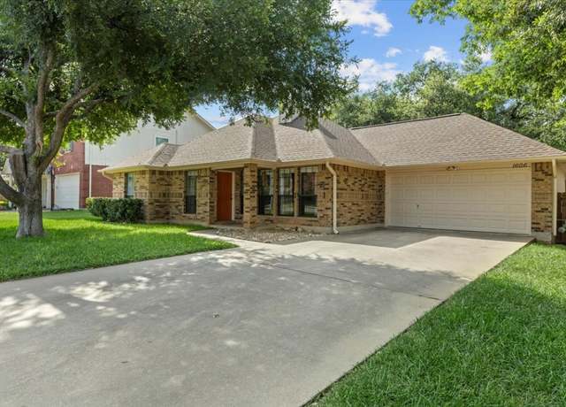 Property at 1606 Woods Blvd, Round Rock, TX 78681, 3 beds, 2 baths