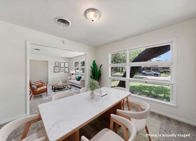 Property at 2904 W Avenue R, Temple, TX 76504, 3 beds, 2 baths