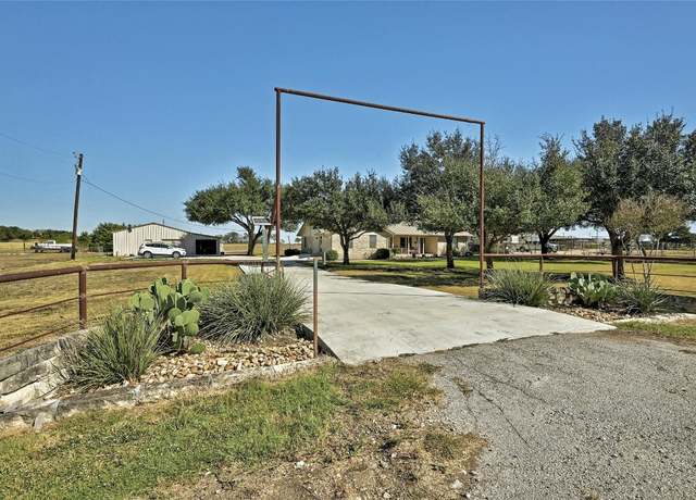 Property at 9806 Schmidt Lane Ln, Manor, TX 78653, 3 beds, 2 baths