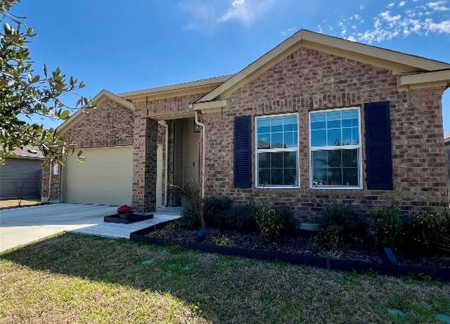 Property at 409 Chickasaw Ln, Hutto, TX 78634, 4 beds, 3 baths