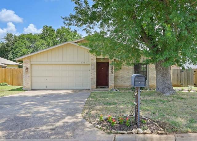 Property at 3921 Leafield Dr, Austin, TX 78749, 3 beds, 2 baths