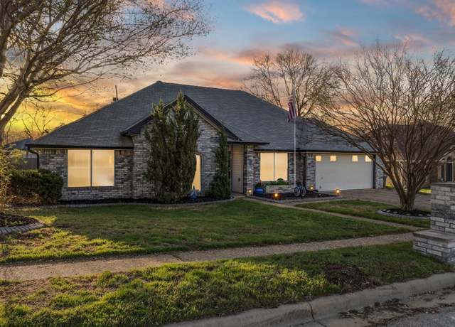 Property at 711 Mueller St, Copperas Cove, TX 76522, 4 beds, 3 baths