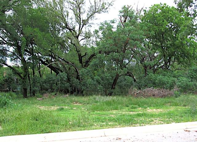 Property at 516 E 25th St, Belton, TX 76513