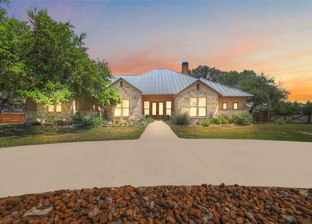 Property at 807 Lake Island Dr, Canyon Lake, TX 78133, 3 beds, 3.5 baths