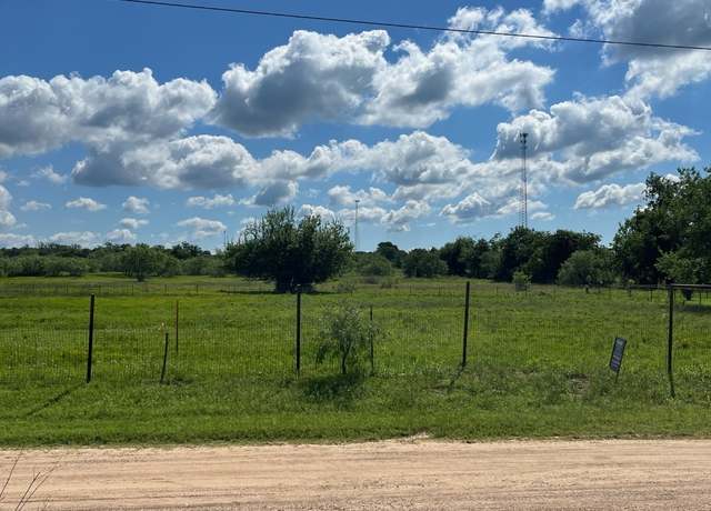 Property at 804 Smith Rd, Rockdale, TX 76567