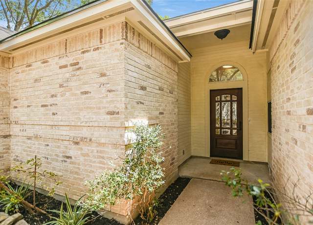 Property at 243 Mooring Cir Unit B, Lakeway, TX 78734, 3 beds, 2 baths