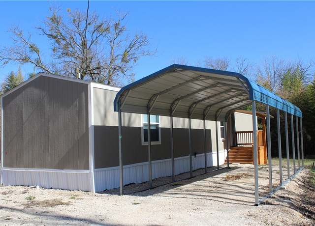 Property at 119 Royal St, Taylor, TX 76574, 3 beds, 2 baths