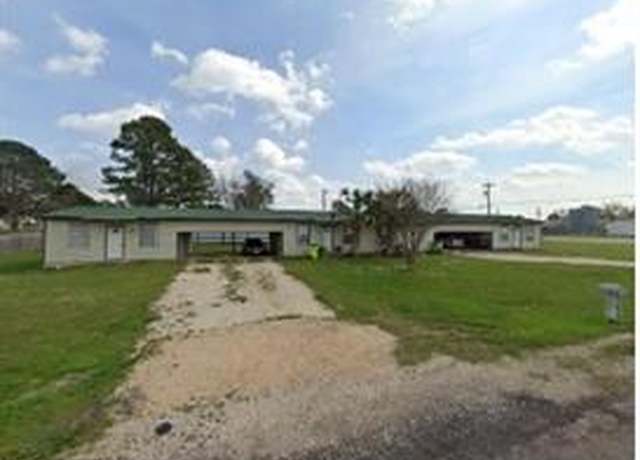 Property at 251 Zimmerman Ave Unit A-B-C-D, Bastrop, TX 78602, 8 beds, 4 baths