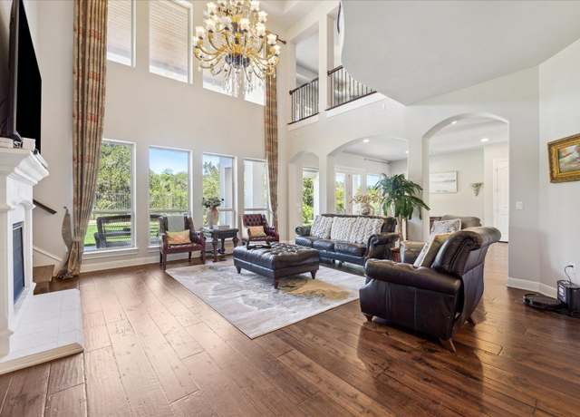 Property at 1600 Morning Moon Cir, Austin, TX 78732, 5 beds, 4.5 baths