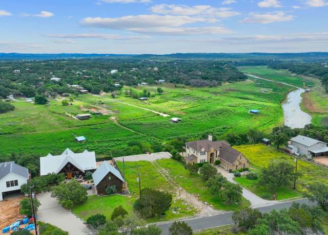 Property at 625 Nomad Dr, Spicewood, TX 78669