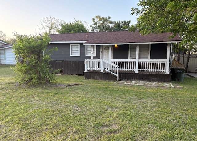 Property at 700 W Blanco St, Kyle, TX 78640, 3 beds, 2 baths