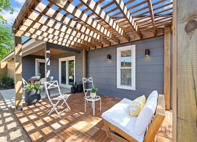 Property at 616 Bissonet Ln, Austin, TX 78752, 3 beds, 2 baths