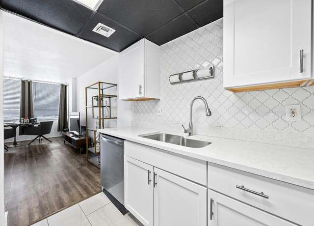 Property at 1800 Lavaca St Unit A-201, Austin, TX 78701, 1 bed, 1 bath