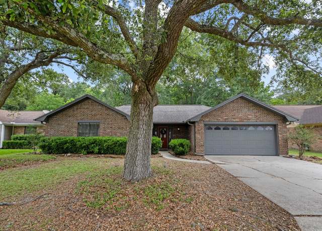 Property at 2945 Bonney Briar Pl, Beaumont, TX 77707, 3 beds, 2 baths