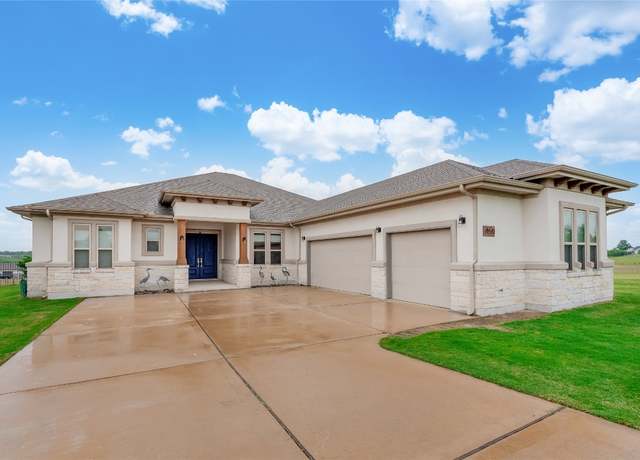 Property at 450 Peck St, Kyle, TX 78640, 4 beds, 3 baths
