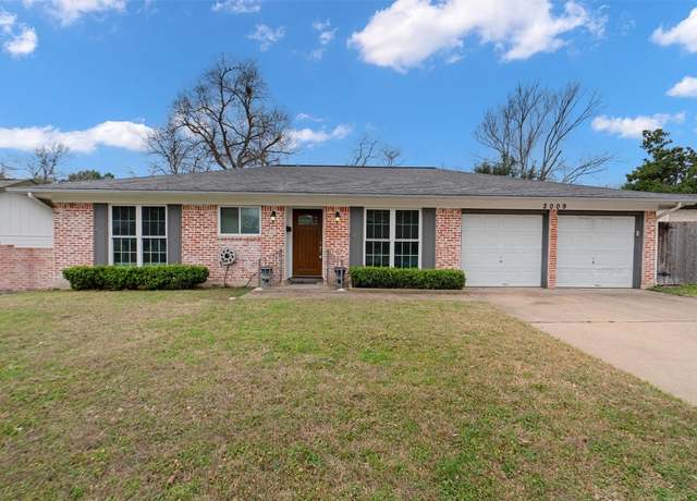 Property at 2009 Northridge Dr, Austin, TX 78723, 3 beds, 2 baths