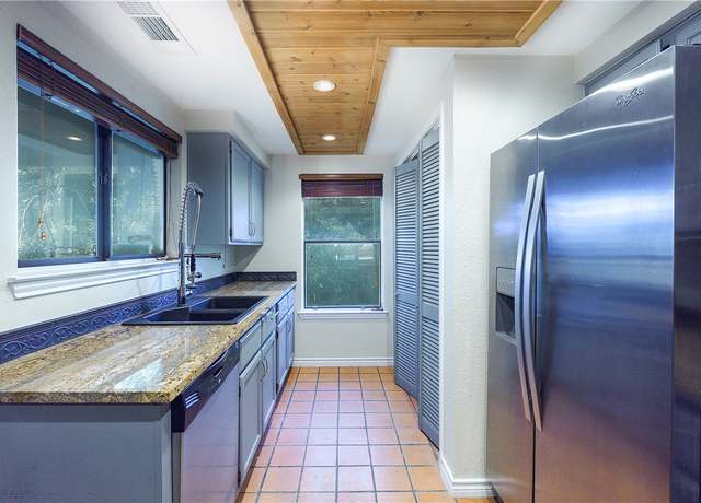 Property at 8200 Neely Dr #204, Austin, TX 78759, 1 bed, 1 bath