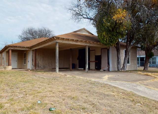 Property at 1809 Elkins Ave, Killeen, TX 76541, 4 beds, 2 baths