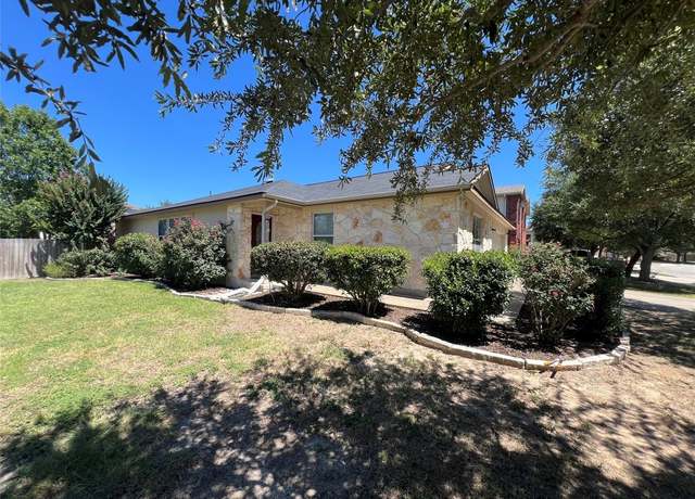 Property at 611 Lubbock Ln, New Braunfels, TX 78132, 4 beds, 2 baths