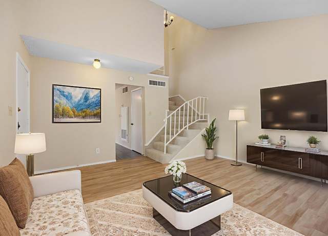 Property at 915 Silver Quail Ln, Austin, TX 78758, 2 beds, 1.5 baths