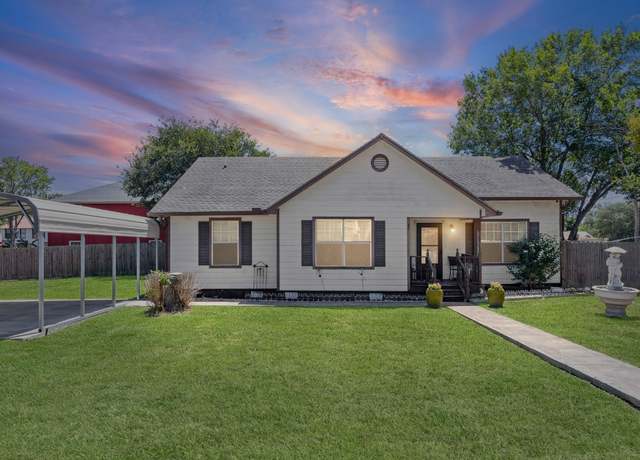 Property at 47 Mesquite Dr, Maxwell, TX 78656, 3 beds, 2 baths