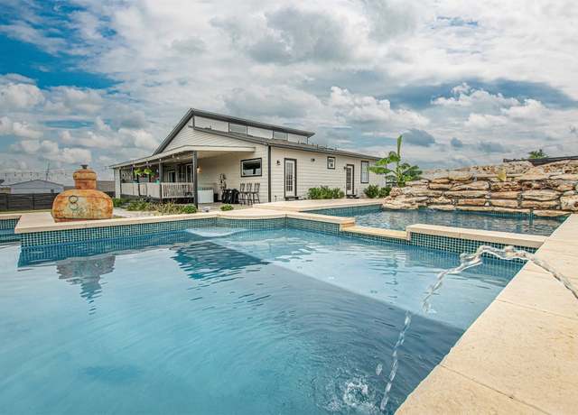 Property at 171 Milagros Dr, Cedar Creek, TX 78612, 4 beds, 3 baths