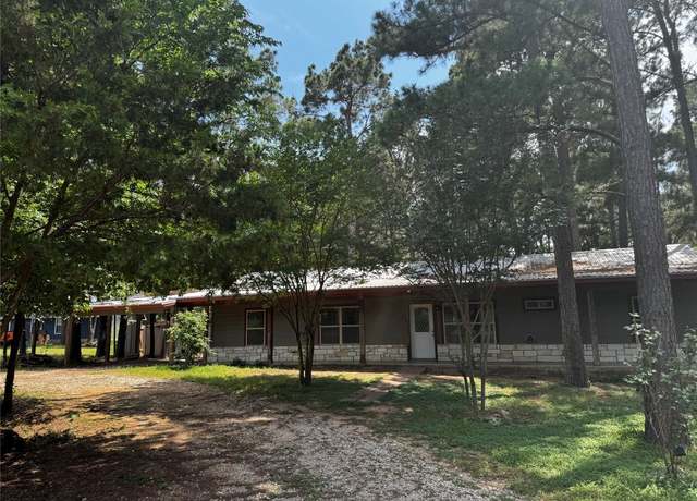 Property at 106 Shetland Ln, Bastrop, TX 78602, 3 beds, 2 baths