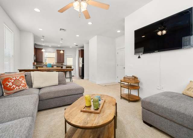 Property at 1601 Miriam Ave #100, Austin, TX 78702, 4 beds, 2.5 baths