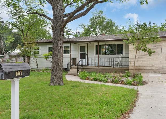 Property at 607 Gilmore St, Taylor, TX 76574, 3 beds, 1 bath