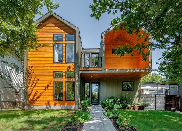 Property at 1405 Singleton Ave, Austin, TX 78702, 3 beds, 2.5 baths
