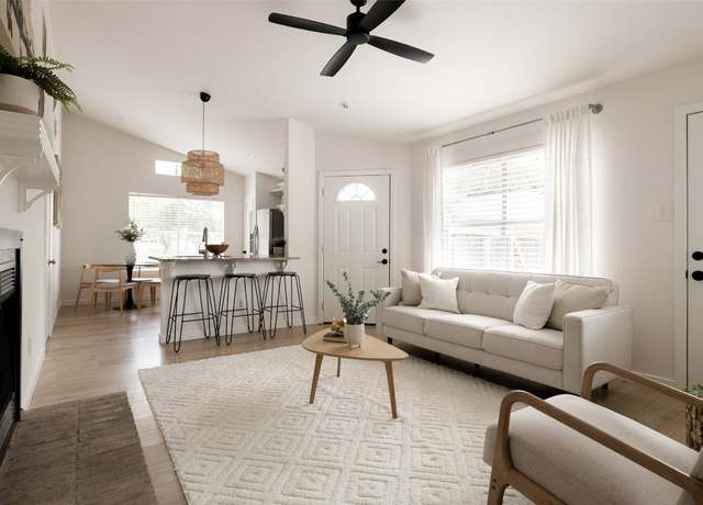 Property at 701 Mankato Dr, Austin, TX 78748, 3 beds, 1 bath