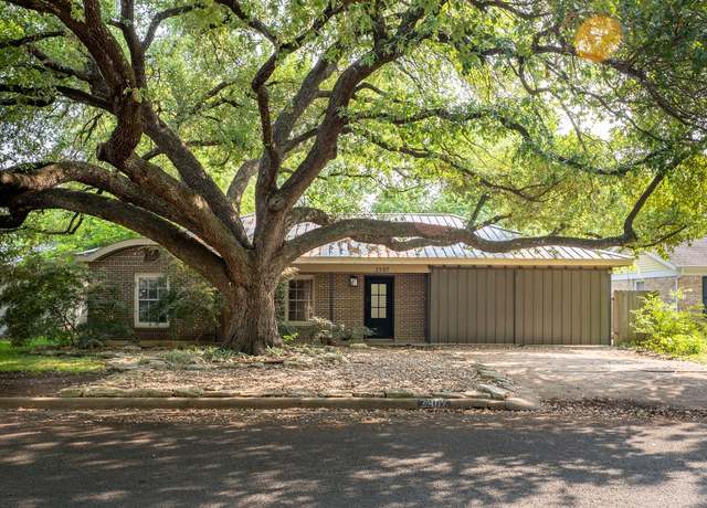 Property at 2907 Pinecrest Dr, Austin, TX 78757, 3 beds, 2 baths