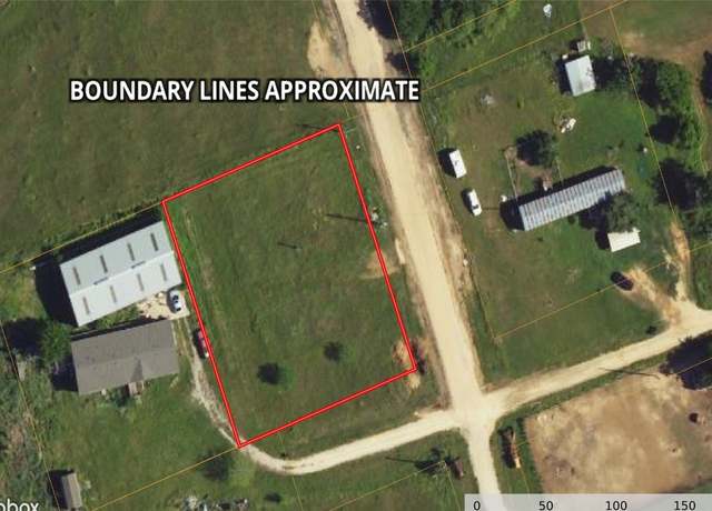 Property at 902 9th St, Lexington, TX 78947