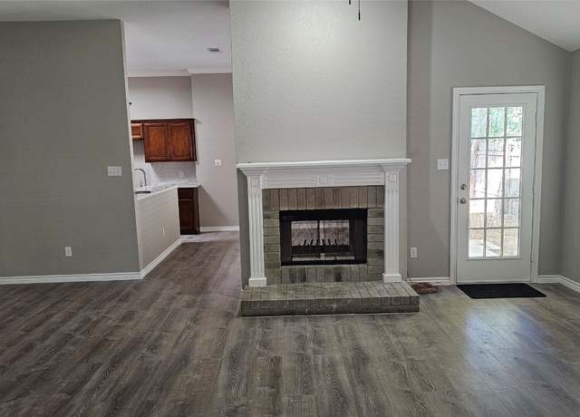 Property at 2320 Sycamore Trl, Round Rock, TX 78664, 3 beds, 2 baths