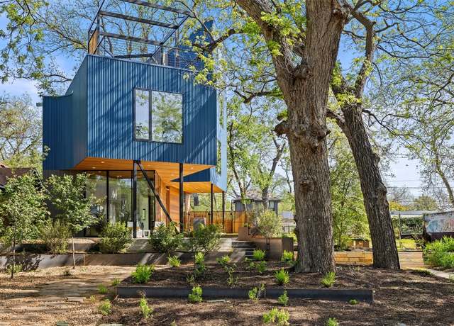 Property at 2218 Haskell St, Austin, TX 78702, 3 beds, 3.5 baths