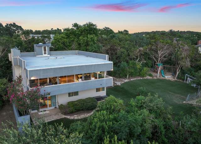Property at 913 Dartmoor Dr, Austin, TX 78746, 4 beds, 2.5 baths