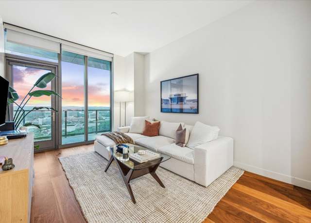 Property at 44 East Ave #2304, Austin, TX 78701, 1 bed, 1 bath